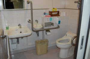 道の駅　サンエイト美都の車椅子用トイレ内